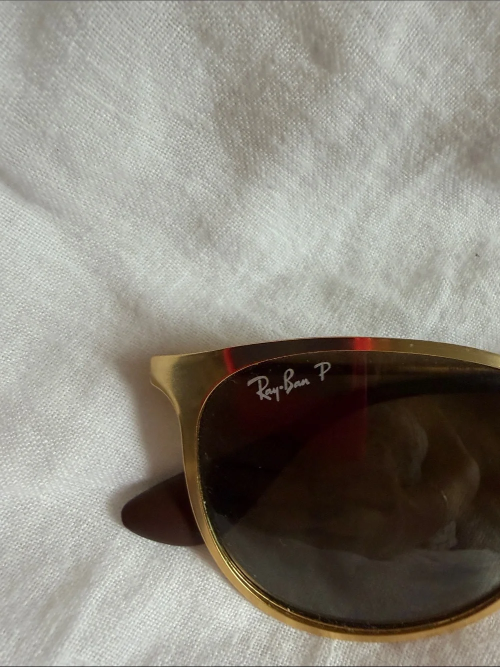 Ray-Ban Gold Frame Lens Women's round Sunglasses